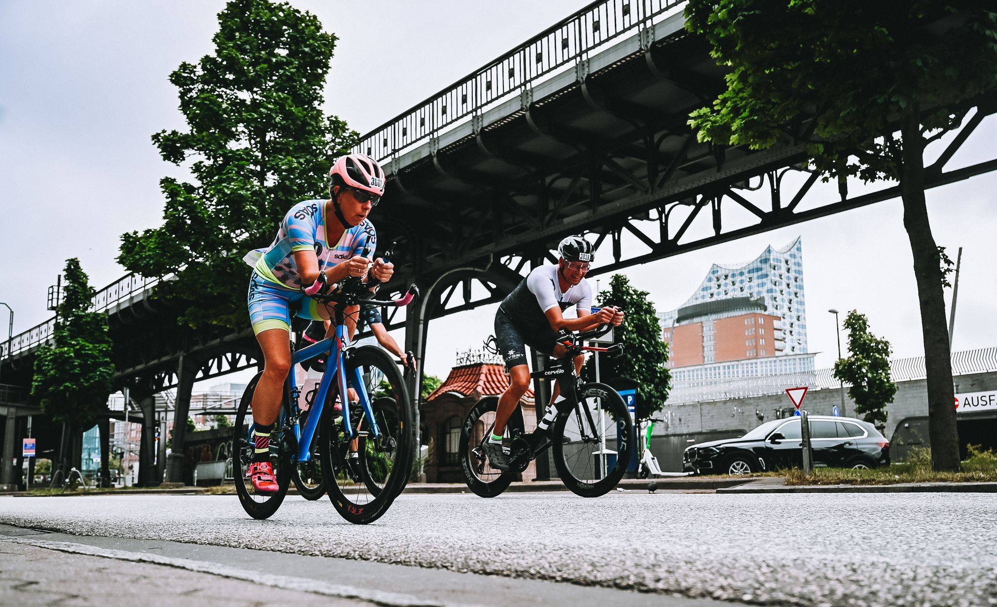 Hamburg Wasser Triathlon 2022, Tag 2: Olympische Distanz + Mixed Relay