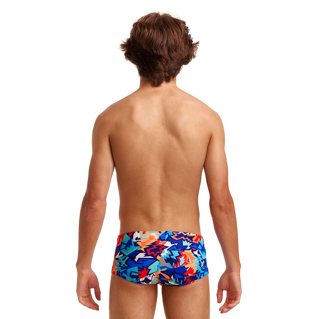 Tragebild Badehose von hinten