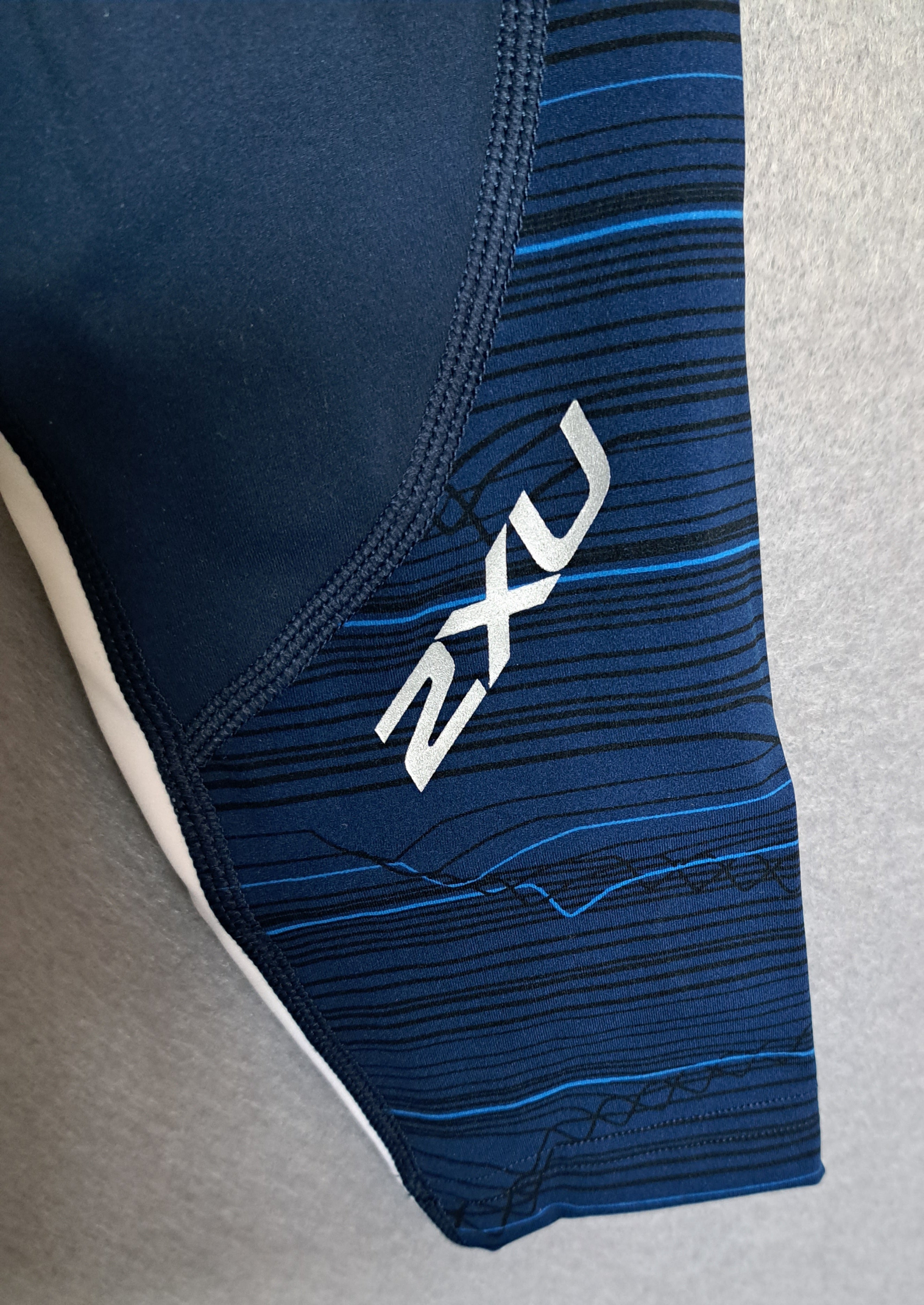 2XU Fitness Hi-Rise Compression Tights, Damen, Laufhose, Blue/Black Line White