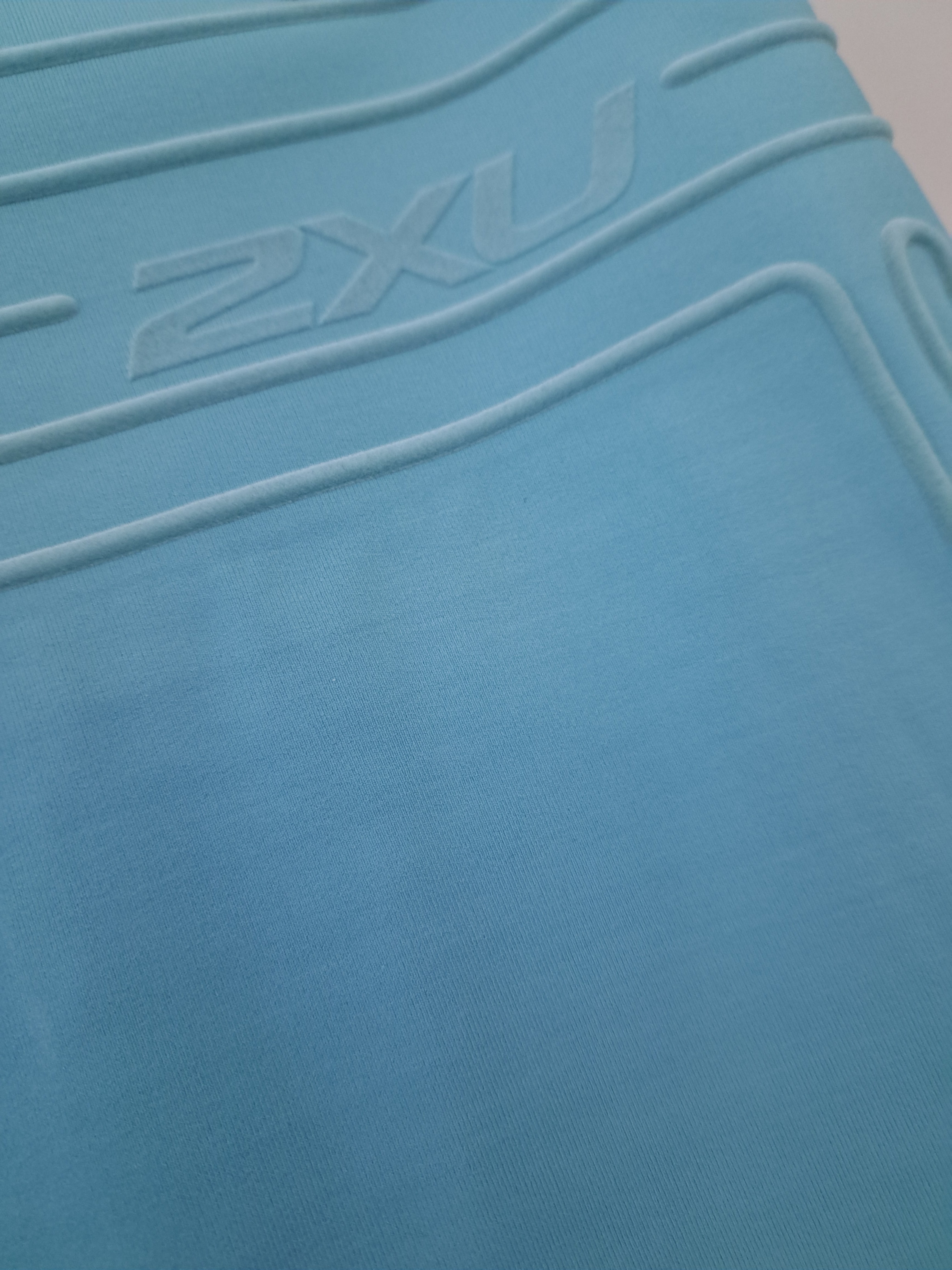 2XU No Distraction  Hi-Rise Compression Tight, Damen,Porcelain/Porcelain