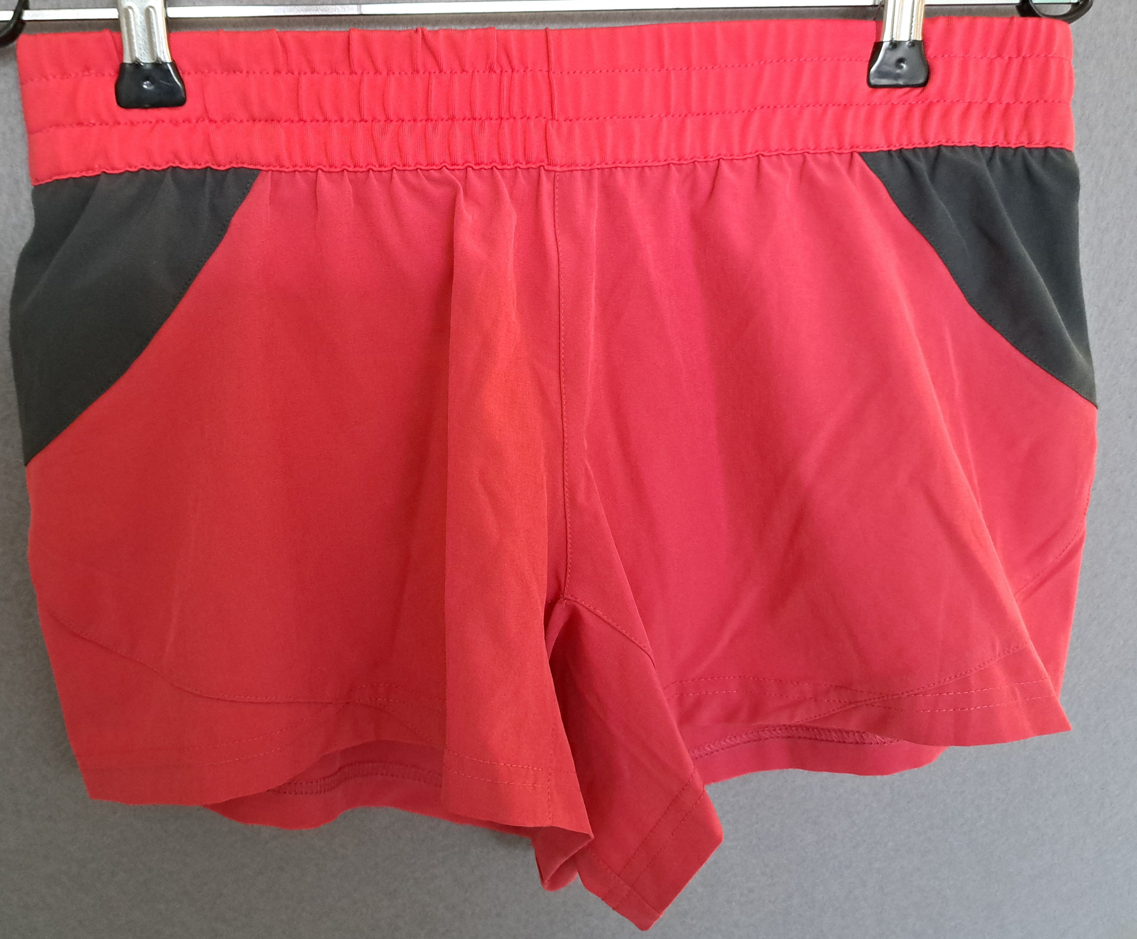 2XU Balance Short, Damen, Pink/Chrom