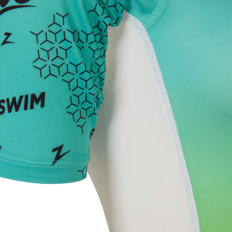 Detailansicht seitlich rechts unterm Arm