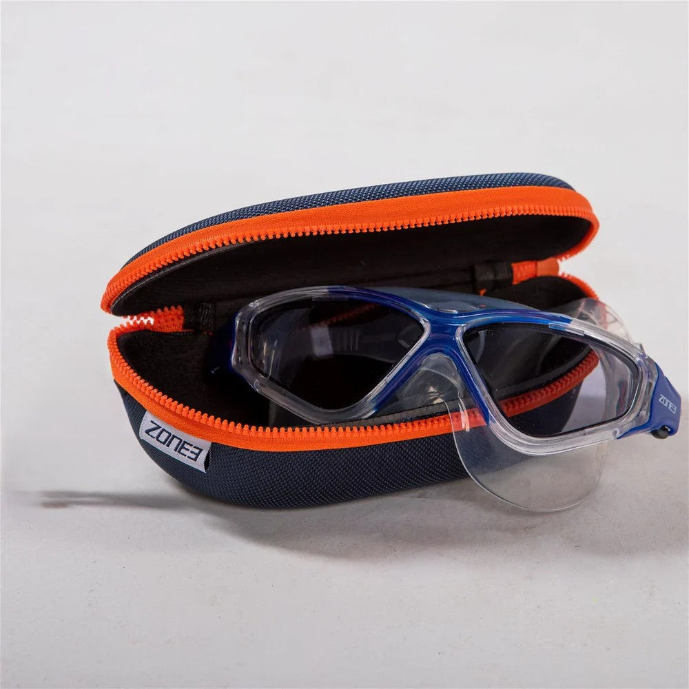 Zone3 Protective Swim Goggle Case, Schwimmbrillenetui, Navy/Orange, B-WARE. kein Umtausch