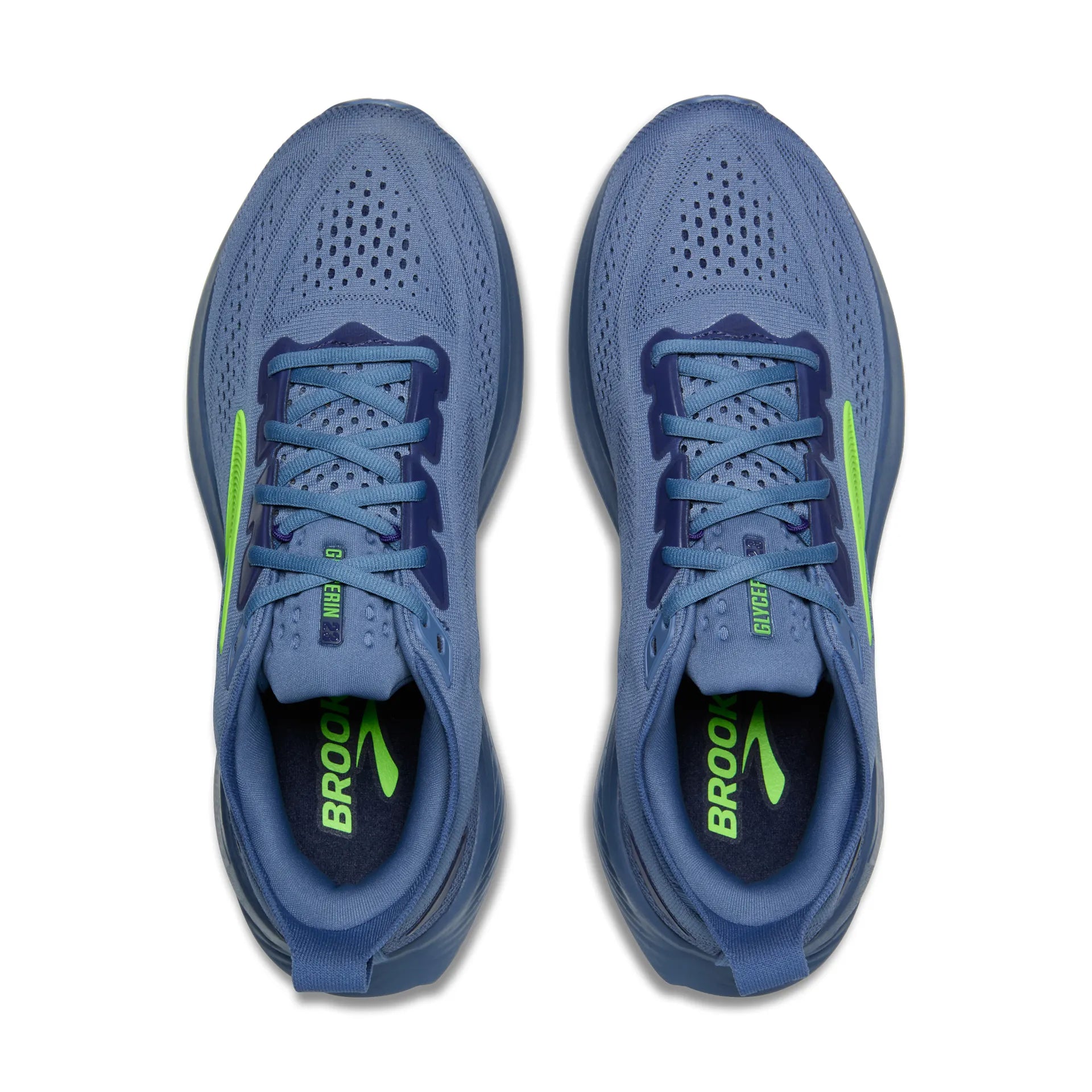 Draufsicht beide Schuhe