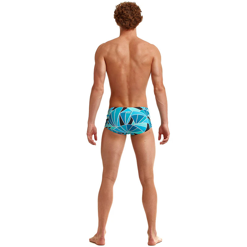 Tragebild von hinten