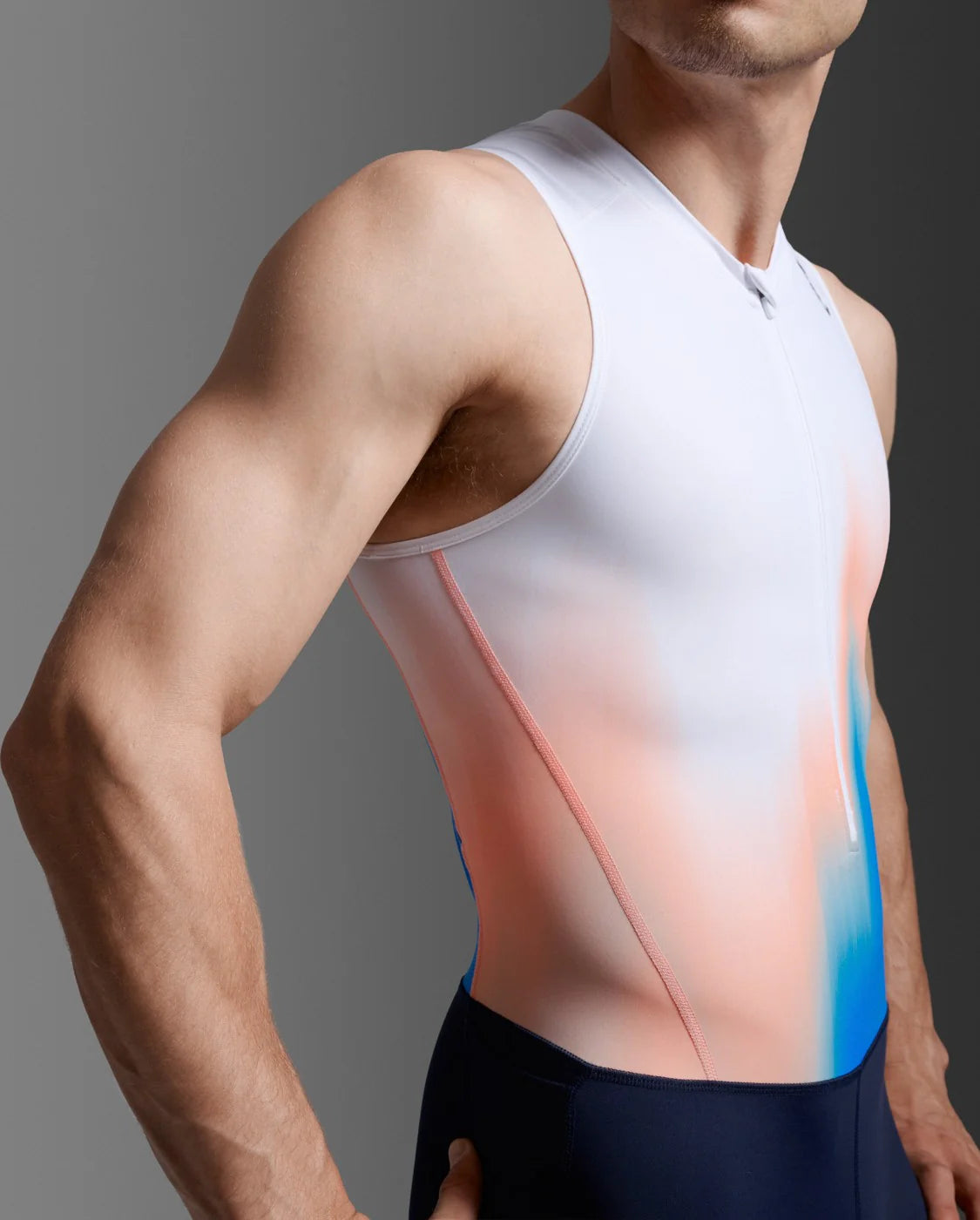 Tragebild Trisuit Ansicht von vorne Detail oberer Bereich