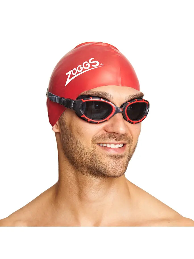Zoggs Predator Flex Polarized, rauch getönt, rot/schwarz