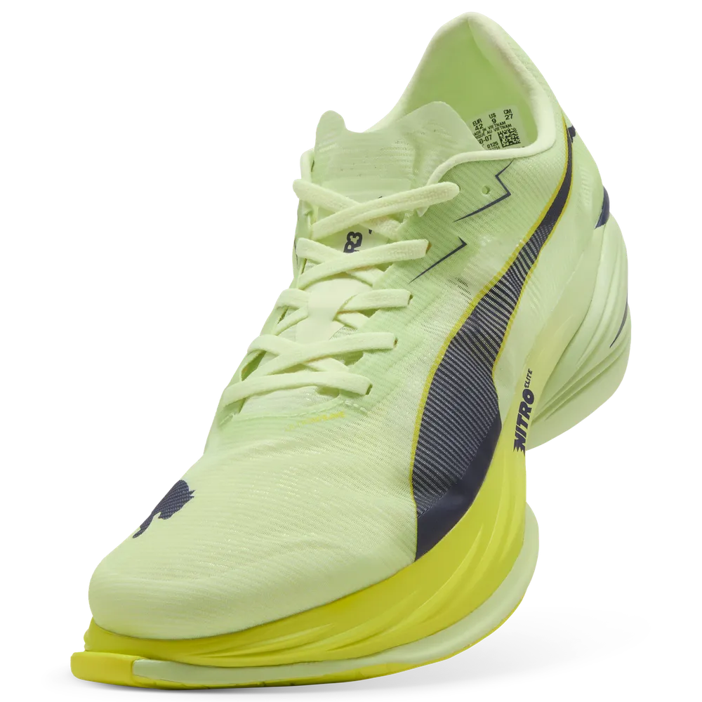 Schrägansicht linker Schuh von vorne